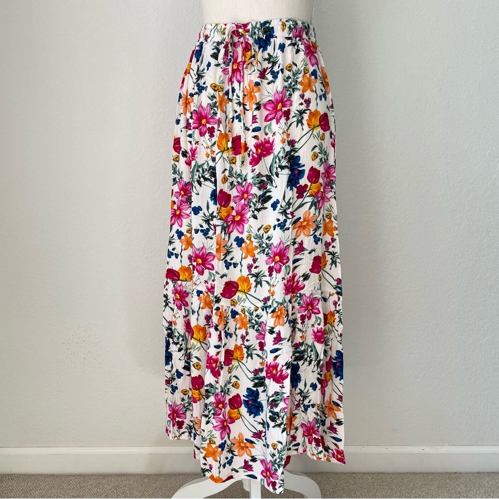 ROBERT LOUIS WHITE FLORAL TIERED MAXI SKIRT - Picture 3 of 8